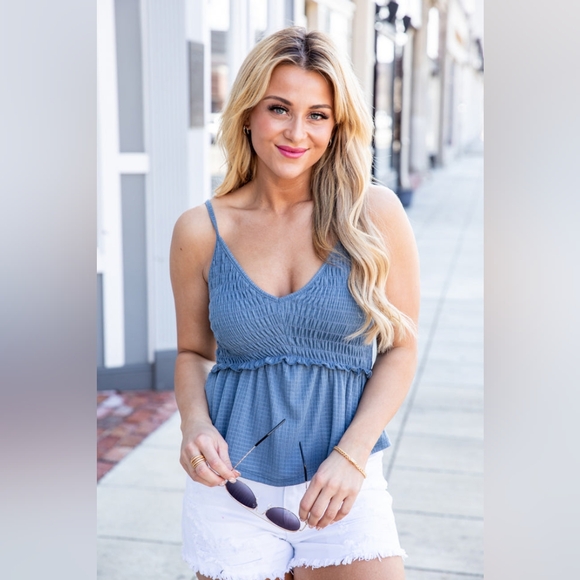 Pink Lily Tops - Brand new Pink Lily slate blue smocked top